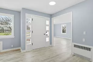 259 Ohio Ave, West Springfield, MA 01089 - Photo 12