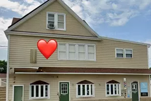 789 Mt Pleasant, New Bedford, MA 02745 - Photo 1