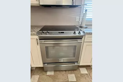 789 Mt. Pleasant #2, New Bedford, MA 02745 - Photo 8