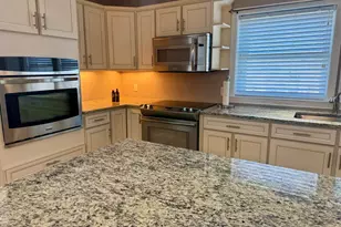 789 Mt Pleasant, New Bedford, MA 02745 - Photo 12