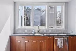 21 Oak St, Boston, MA 02129 - Photo 4