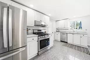 17 Woodhaven Rd, Newton, MA 02468 - Photo 16