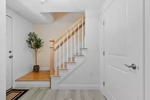 51 Valley Rd, Tewksbury, MA 01876 - Photo 4