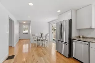 51 Valley Rd, Tewksbury, MA 01876 - Photo 6