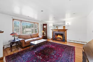 7 Little Tree Ln, Framingham, MA 01701 - Photo 4