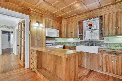 303 Blossom Street, Fitchburg, MA 01420 - Photo 18