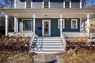 22 Lilly St, Northampton, MA 01062 - Photo 2