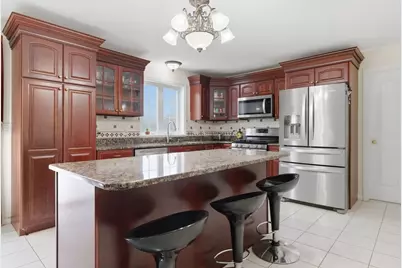 16 Windsor Rd, Shirley, MA 01464 - Photo 2