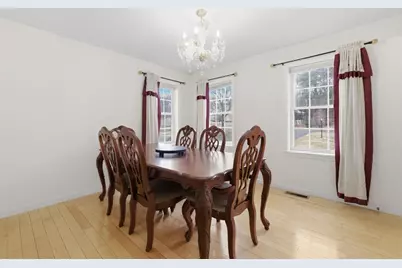 16 Windsor Rd, Shirley, MA 01464 - Photo 6