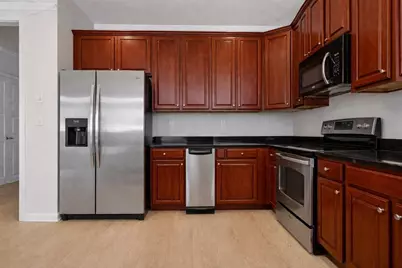 170 Clocktower Dr #103, Waltham, MA 02452 - Photo 8