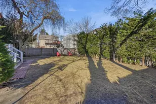 46 Spruce Ave, Cambridge, MA 02138 - Photo 26