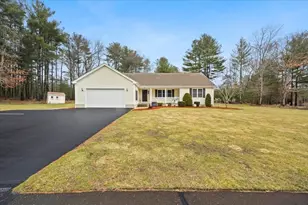 17 Barry Dr, Taunton, MA 02780 - Photo 1