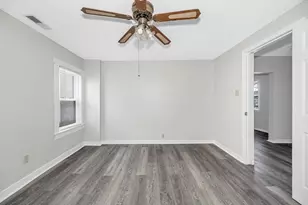 98 School St, Lowell, MA 01854 - Photo 24