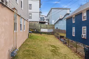 550 June St, Fall River, MA 02720 - Photo 4