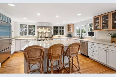 48 Sunset Rd, Weston, MA 02493 - Photo 8