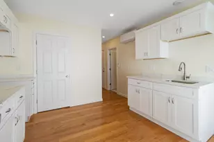1 Glenwood St, Malden, MA 02148 - Photo 10