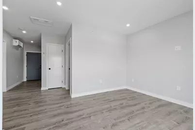 631 Franklin Street #308, Worcester, MA 01604 - Photo 8