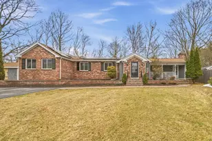 30 Glendale Ave, Uxbridge, MA 01569 - Photo 1