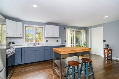 15 Florence Ave, Mashpee, MA 02649 - Photo 10