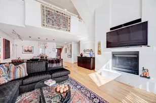 277 Nahanton St, Newton, MA 02459 - Photo 4