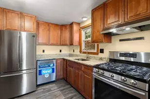 100 Shirley Rd, Waltham, MA 02452 - Photo 6