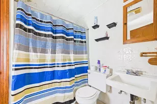 73 Wooley St, Fall River, MA 02724 - Photo 14