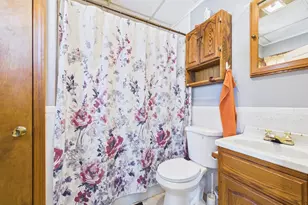 73 Wooley St, Fall River, MA 02724 - Photo 22