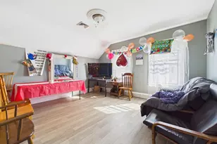 73 Wooley St, Fall River, MA 02724 - Photo 12