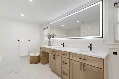 241 Prospect St, Franklin, MA 02038 - Photo 26