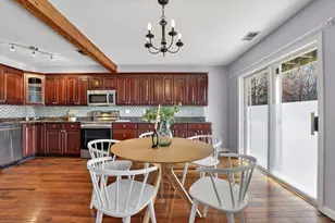 23 Admirals Wy, Chelsea, MA 02150 - Photo 6