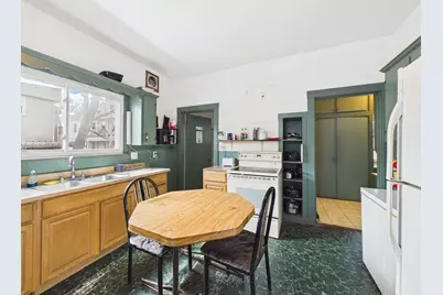 26 South St, Brockton, MA 02301 - Photo 8