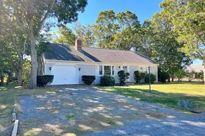 58 Neptune Ln, Yarmouth, MA 02664 - Photo 2