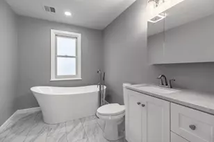 9 Tea Party Way, Malden, MA 02148 - Photo 22