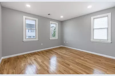 9 Tea Party Way, Malden, MA 02148 - Photo 16