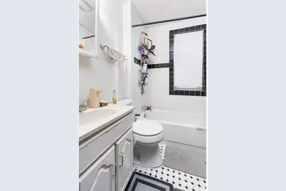 34 Belknap St, Somerville, MA 02144 - Photo 8