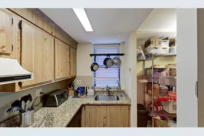 111 Gainsborough Street #005, Boston, MA 02115 - Photo 6