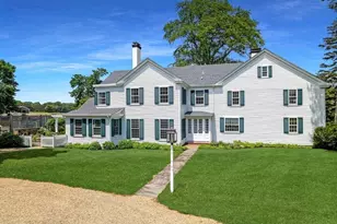 31 Lamberts Cove Rd, Tisbury, MA 02568 - Photo 4