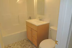 28 Greenleaves Dr, Amherst, MA 01002 - Photo 10