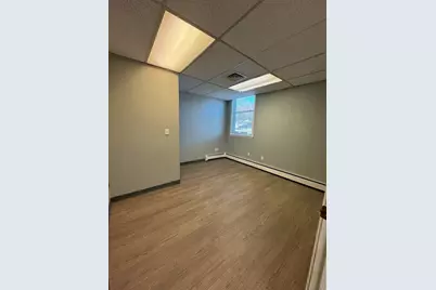 77 Meadow #C, Holyoke, MA 01040 - Photo 6