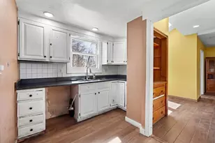 38 11th Ave, Haverhill, MA 01830 - Photo 6