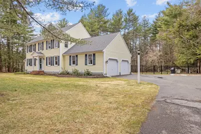 2 Wyndham Rd, Lakeville, MA 02347 - Photo 2