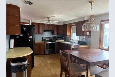 129 Fernbank Rd, Springfield, MA 01129 - Photo 6