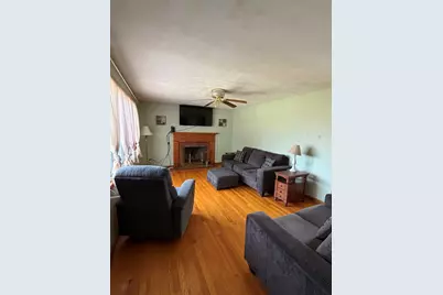 129 Fernbank Rd, Springfield, MA 01129 - Photo 10