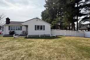 129 Fernbank Rd, Springfield, MA 01129 - Photo 2