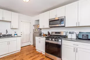 252-254 Crescent St, Waltham, MA 02453 - Photo 4