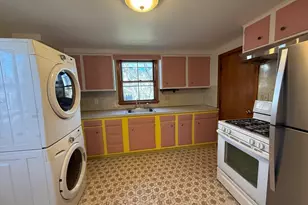 38 Friend St, Gloucester, MA 01930 - Photo 4