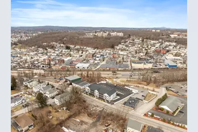 631 Franklin Street #106, Worcester, MA 01604 - Photo 30