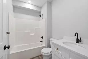 631 Franklin St, Worcester, MA 01604 - Photo 18