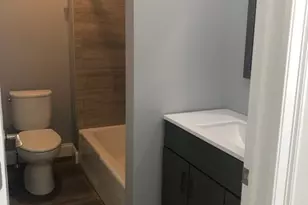 27 Elm St, Peabody, MA 01960 - Photo 4