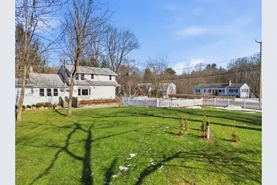 225 Pleasnat St, Millis, MA 02054 - Photo 24